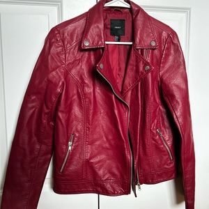 Maroon/ burgundy leather jacket from Forever 21 in size small